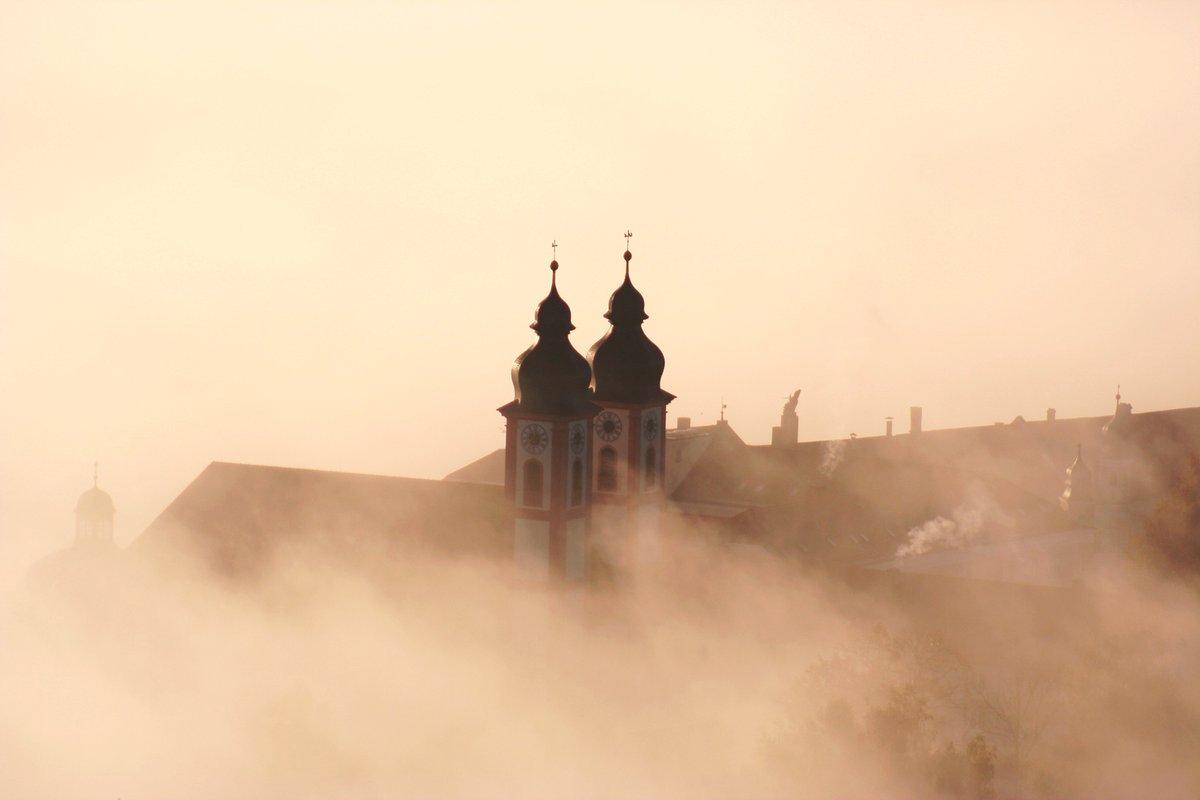 TimeTraveler911's tweet photo. Only a few kilometres from my hometown is this Augustinian Monastery established 1122 by Archbishop Konrad I from #salzburg for this week’s #Top4Theme #Top4Home with @Giselleinmotion @Touchse @CharlesMcCool & @perthtravelers
Location: Kloster Au am Inn
@visitbayern @BayernBo https://t.co/wRs89LcB2N