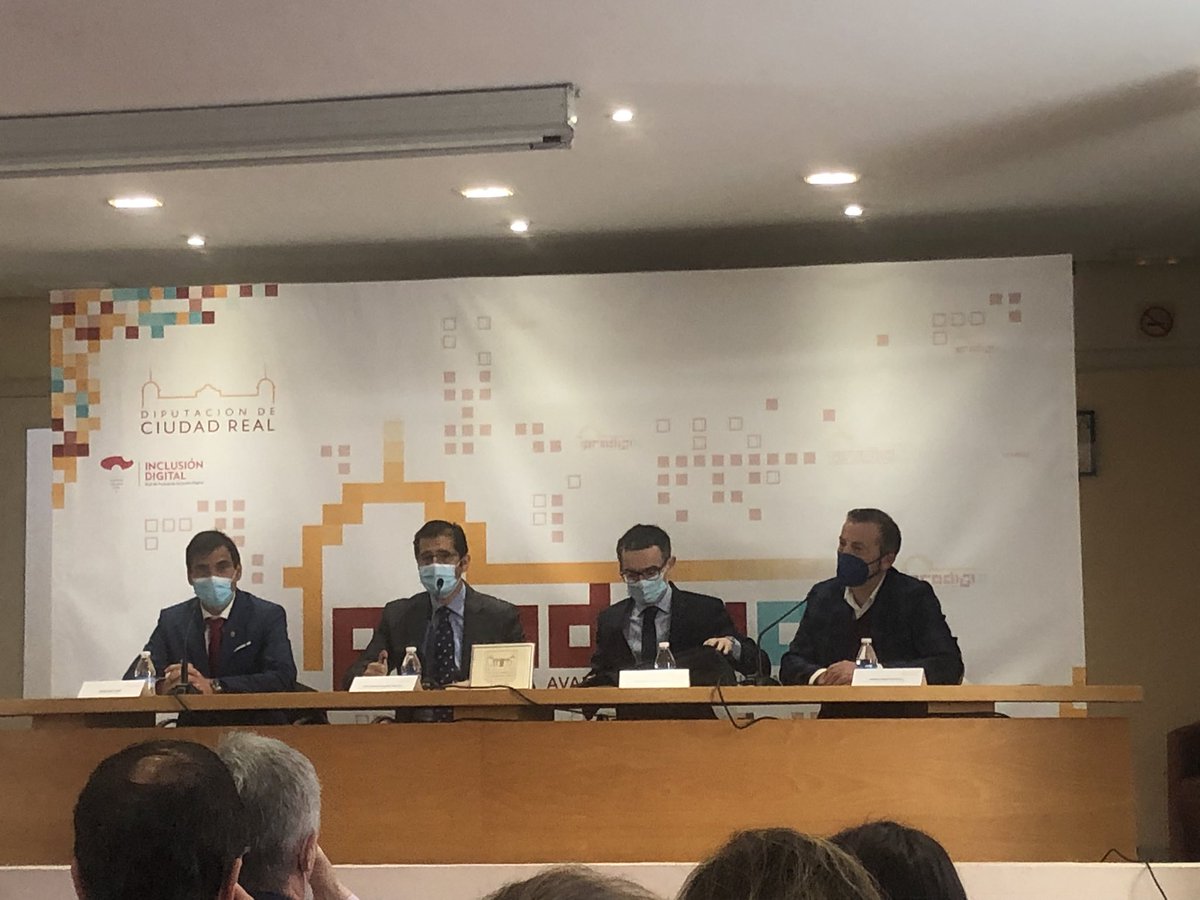 antoniollorsi's tweet photo. #prodigia una Provincia de Digitalización Avanzada de la Diputación de Ciudad Real en #Almagro muy muy retador. La Rueca Asociación os acompañará , sin duda https://t.co/YSKZ7rz0hO