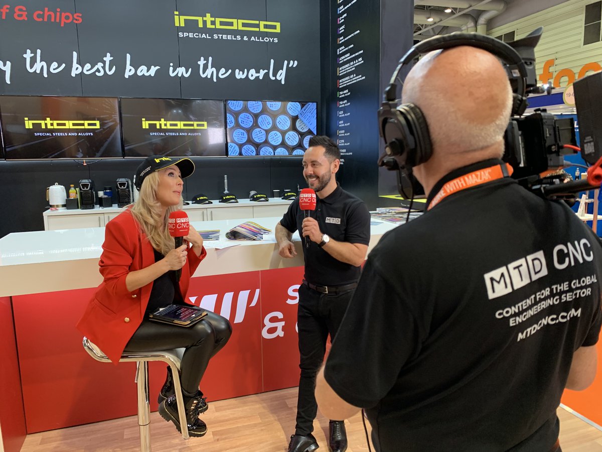 mtdcnc's tweet photo. 🙌🏻We are now LIVE from our stand with Ruth and Doug from INTOCO!
We look at hard metal machining and the types of cutting strategies you can use to make things a little easier.
Watch live - https://t.co/Gd1yqCGifm
#MTDatMACH #MACH2022 #MACHExhibition #live #machines https://t.co/vAzU4Qgsi2