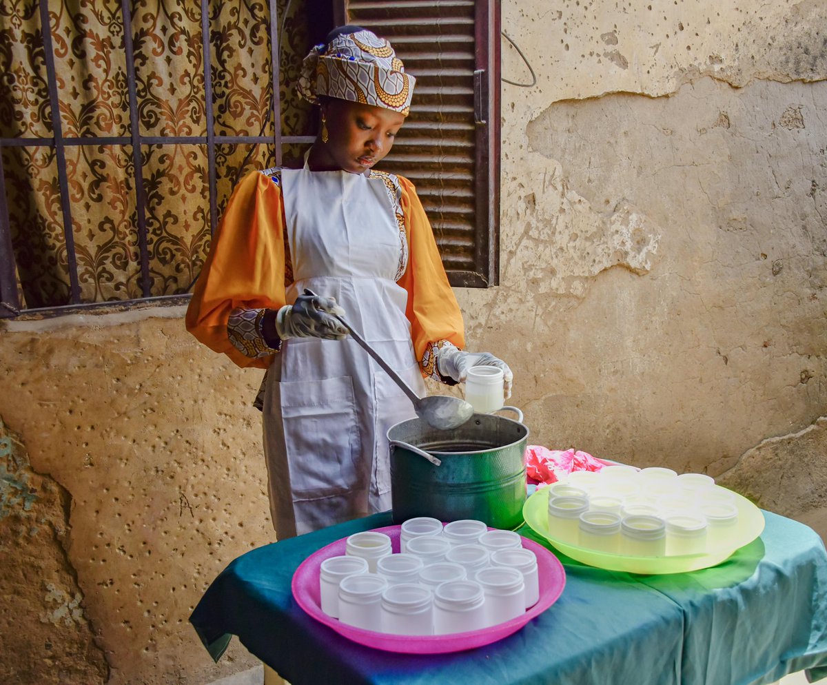 With the <a href="/JapanGov/">The Gov't of Japan</a> supported skills and start-up grants, youth in north-east 🇳🇬 are being empowered to start their own businesses.

With +300 products alread sold, Aisha from #YobeState shares how she opened a successful petroleum jelly company in Fika LGA bit.ly/37sPZrH