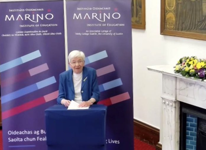 We are delighted to honour Elizabeth Oldham’s outstanding contribution to Irish education with the ESAI Lifetime Achievement Award. Elizabeth has been a member of the ESAI for more than 40 years &amp; was President of <a href="/esai_irl/">ESAI</a> from 2000 to 2002 #esai22
