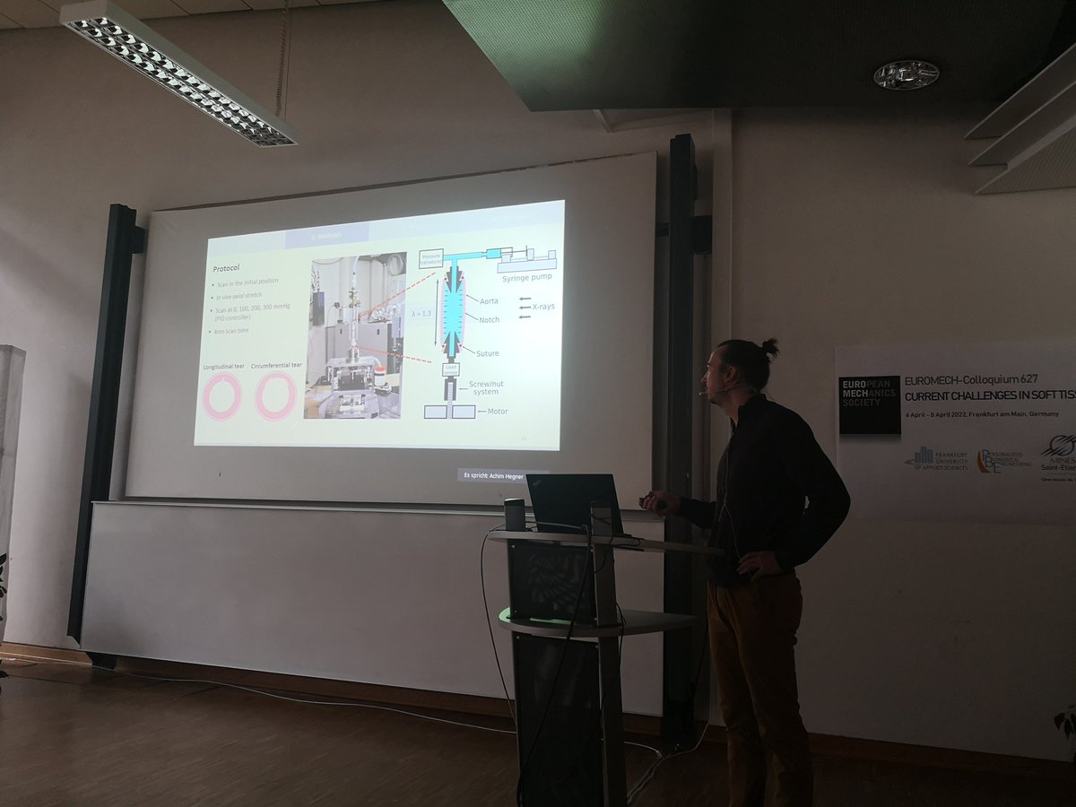 StphaneAvril1's tweet photo. Baptiste Pierrat showing results of our group @MINES_StEtienne at the #euromech colloquium on soft tissue mechanics https://t.co/yJEhLH7DYm