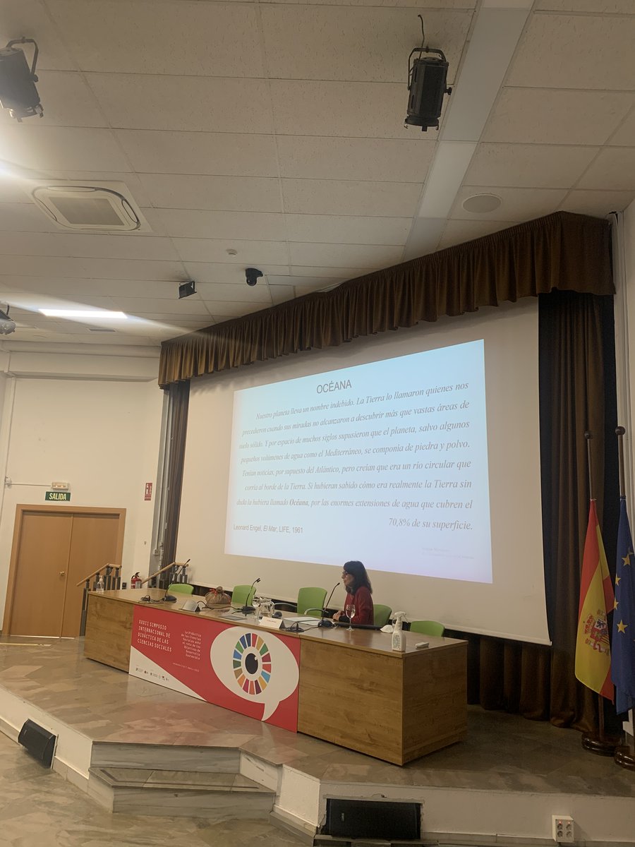 nperez4_'s tweet photo. ¿Por qué La Tierra se llama así?, ¿Lleva un nombre indebido?
Reflexionando junto a Silvia Aderoqui de @UBARectorado #32simposiodcs #DCCSS @aupdcs @CanalUGR https://t.co/rS7uv9y2os