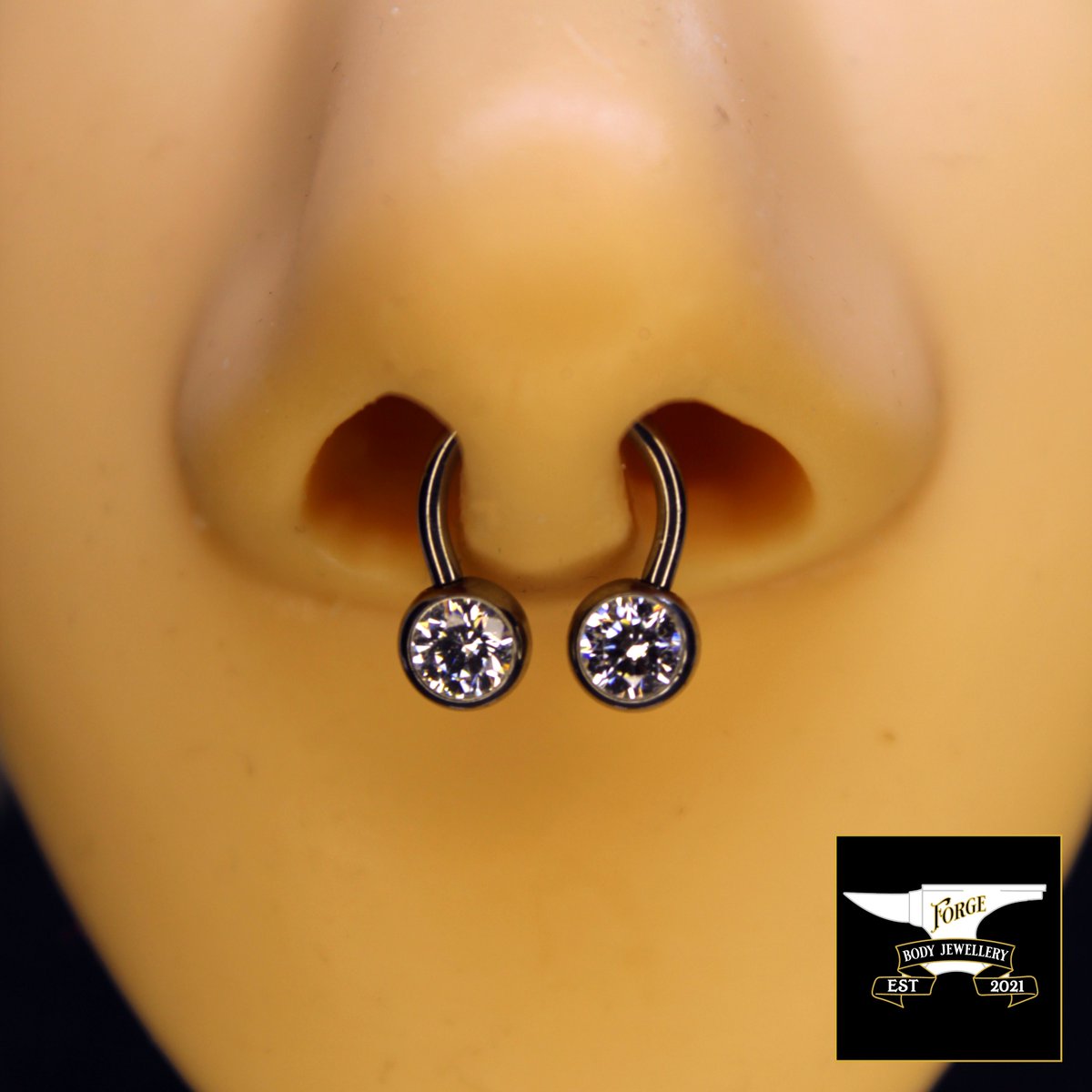 Forge_Jewellery's tweet photo. These mesmerising #NeoMetal pieces speak for themselves. Stock photos never do the pieces true justice 😍
Titanium 16G Circular Barbell with 14G 4mm CZ Faceted Gem End.
Shop Now: https://t.co/ialH2yko7v
Shop Now: https://t.co/evFSfJhGgs https://t.co/2pf5buXsp5