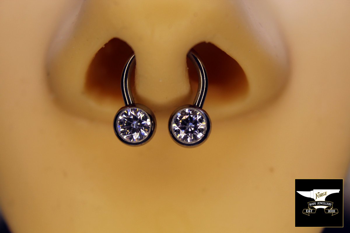 Forge_Jewellery's tweet photo. These mesmerising #NeoMetal pieces speak for themselves. Stock photos never do the pieces true justice 😍
Titanium 16G Circular Barbell with 14G 4mm CZ Faceted Gem End.
Shop Now: https://t.co/ialH2yko7v
Shop Now: https://t.co/evFSfJhGgs https://t.co/2pf5buXsp5