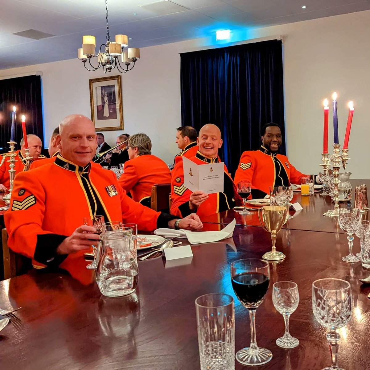 andyunwin01's tweet photo. Pass the Port !!

I don't often get the chance to attend Military Functions
But when I get the chance to attend one with friends from old

It is one not to be missed !

Great night with good company !

 #Friendsforlife #armystuff #gratitude #socialevent #traditions https://t.co/e4hDahcCvF