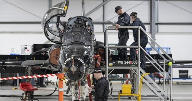 RedvueLtd's tweet photo. BAE Systems secures £590m RAF Hawk support contract
https://t.co/gUSH1mmbfg
#RAF #UKdefence #BAESystem #Aerospace https://t.co/4l4xo0nesr