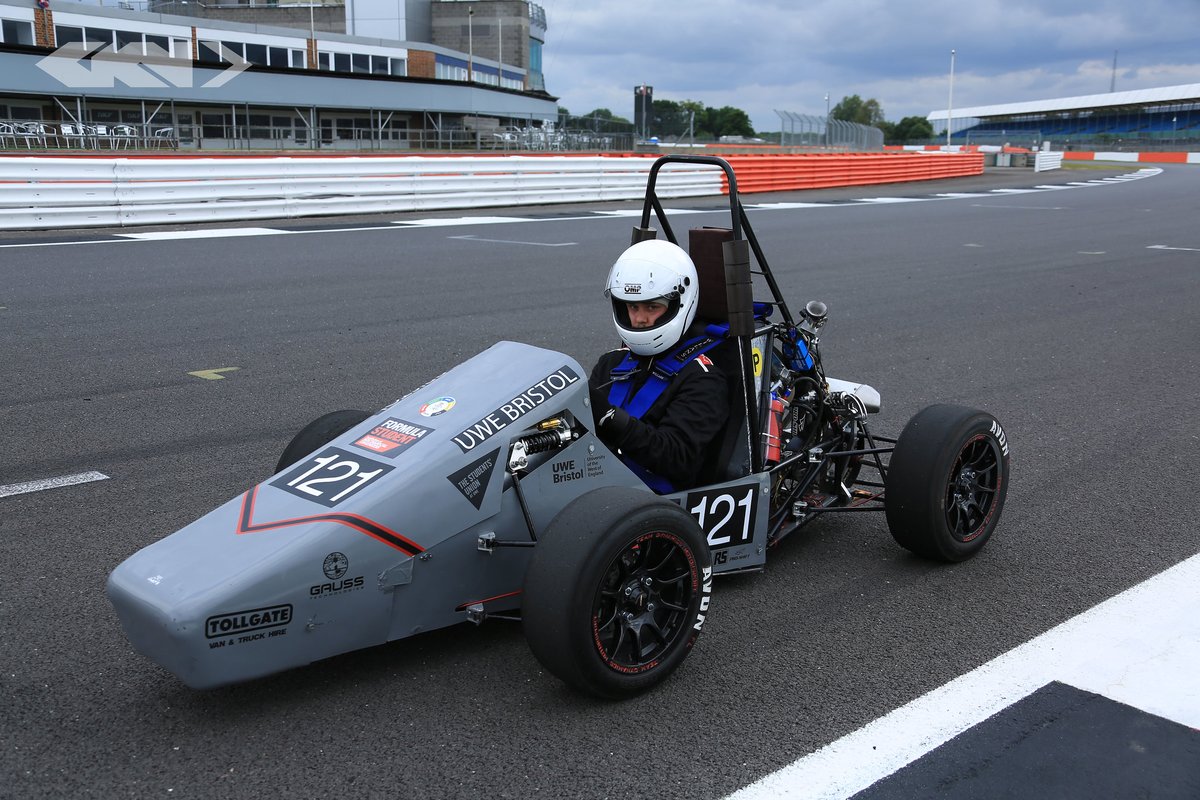 FormulaStudent's tweet image. How far we've come since this lineup #FS2017 #ThrowbackThursday