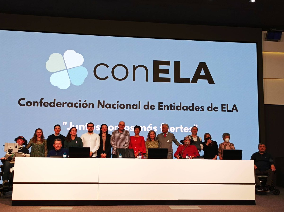 Hoy es un día muy importante para la Comunidad de la ELA. Las asociaciones y fundaciones componentes de #conELA aunamos nuestras voces para que se nos escuche más alto.

🍀¡Juntos somos más fuertes!🍀
