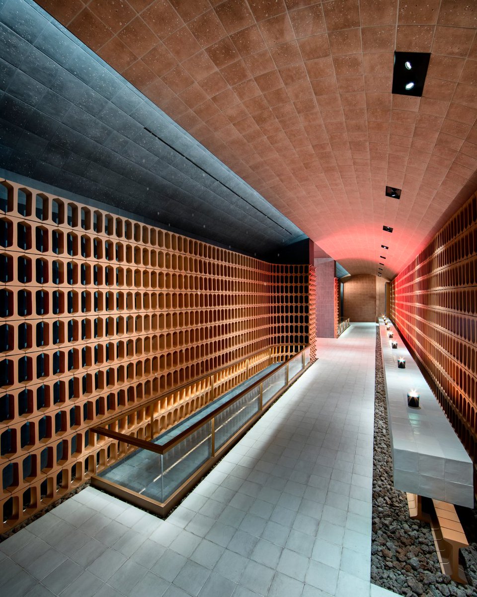 ValenciaDesignF's tweet photo. En el espacio Wow Design, diseñado por Summum Studio y llamado «Unexpected Hammam» , pretende ofrecer calma y reflexión inspirándose en los elementos agua, luz y tierra.

📷 Luis Hevia
#CasaDecor22
#creativesupporters https://t.co/3hGE8p9p63