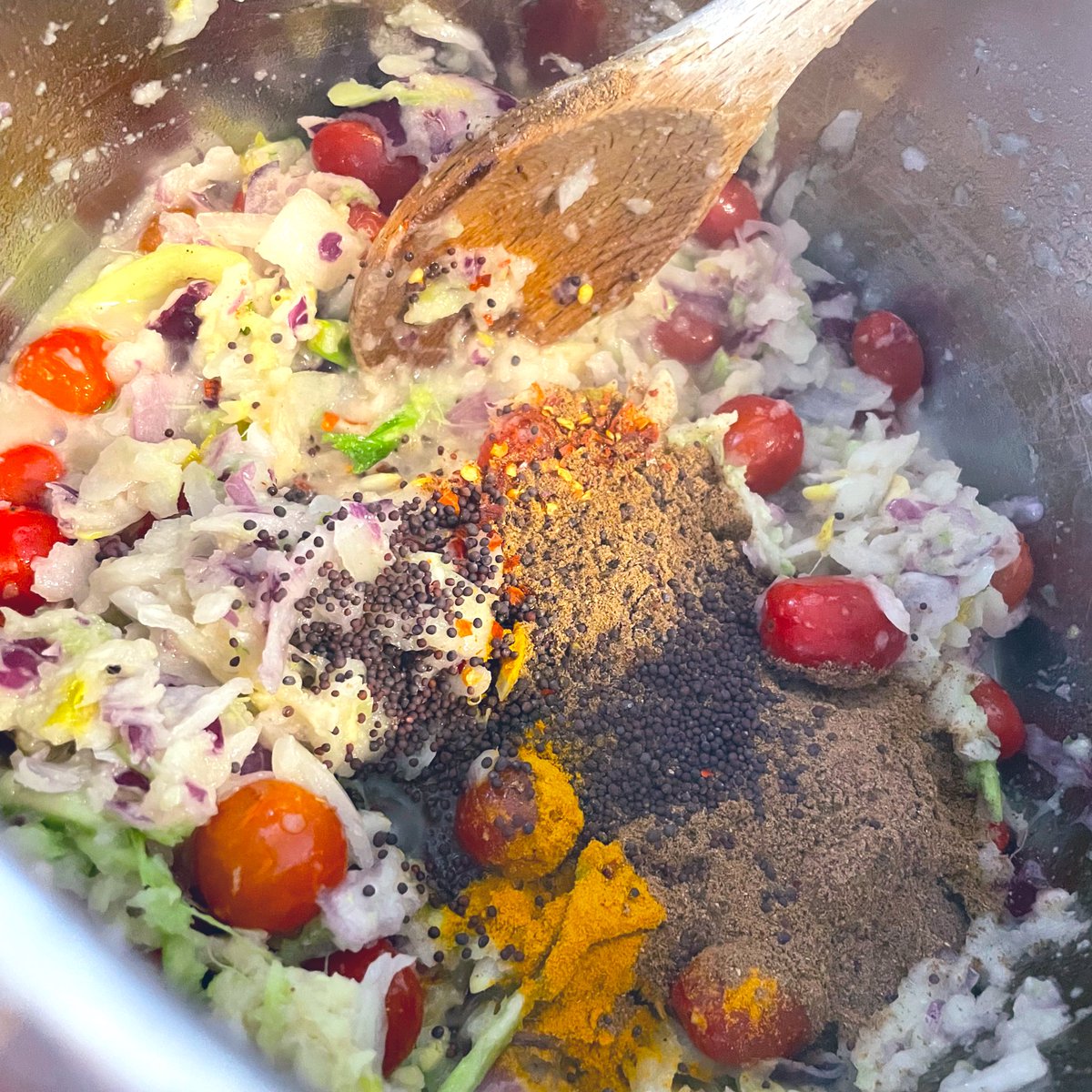 now_its_nora's tweet photo. Looking forward to @ScranAcademy on tour visiting us at #WesterHailes today ♥️ Have been cooking my usual #ThursdayLunchClub this morning but will freeze it for next week 🙌 https://t.co/egqMKi8siY