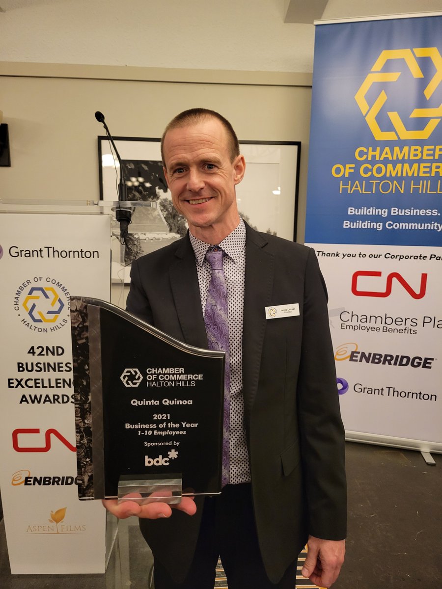 Katankitchens's tweet photo. Thank you Chamber of Commerce Halton Hills for the 42nd Annual Business Excellence Award nomination for 2021! We were fortunate enough to not only be nominated for the award but also take the award for the category 1-10 employees home. Thank you for the honor. https://t.co/NtITcfhi5T