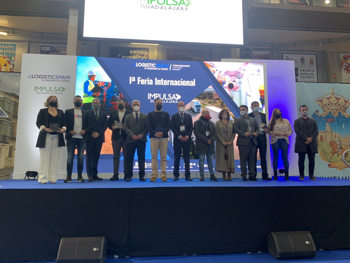 usyncro's tweet photo. Cristina Martín recoge #Premio #LogisticsSpain y nos anima a perderle el miedo a la #tecnología
Desde #Usyncro acercamos el uso de #blockchain a todos los actores de la #CadenadeSuministro buscando #digitalización,#colaboración y #sostenibilidad
Gracias! #logisticswithnolimits https://t.co/Qo37wy17RH