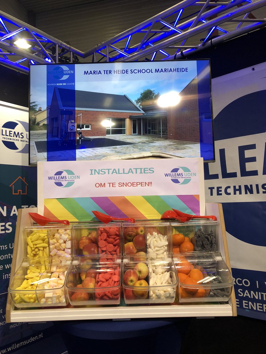 EdithVissers1's tweet photo. Uden en Meierijstad doen niet voor elkaar onder! UConnect in Uden en @VMBOOnStage in Meierijstad. Vmbo, bedrijven en instellingen zoeken elkaar op. Zo doen we dat in NO-Brabant. @SterkTechniek @LoketHet https://t.co/04gOME44wE