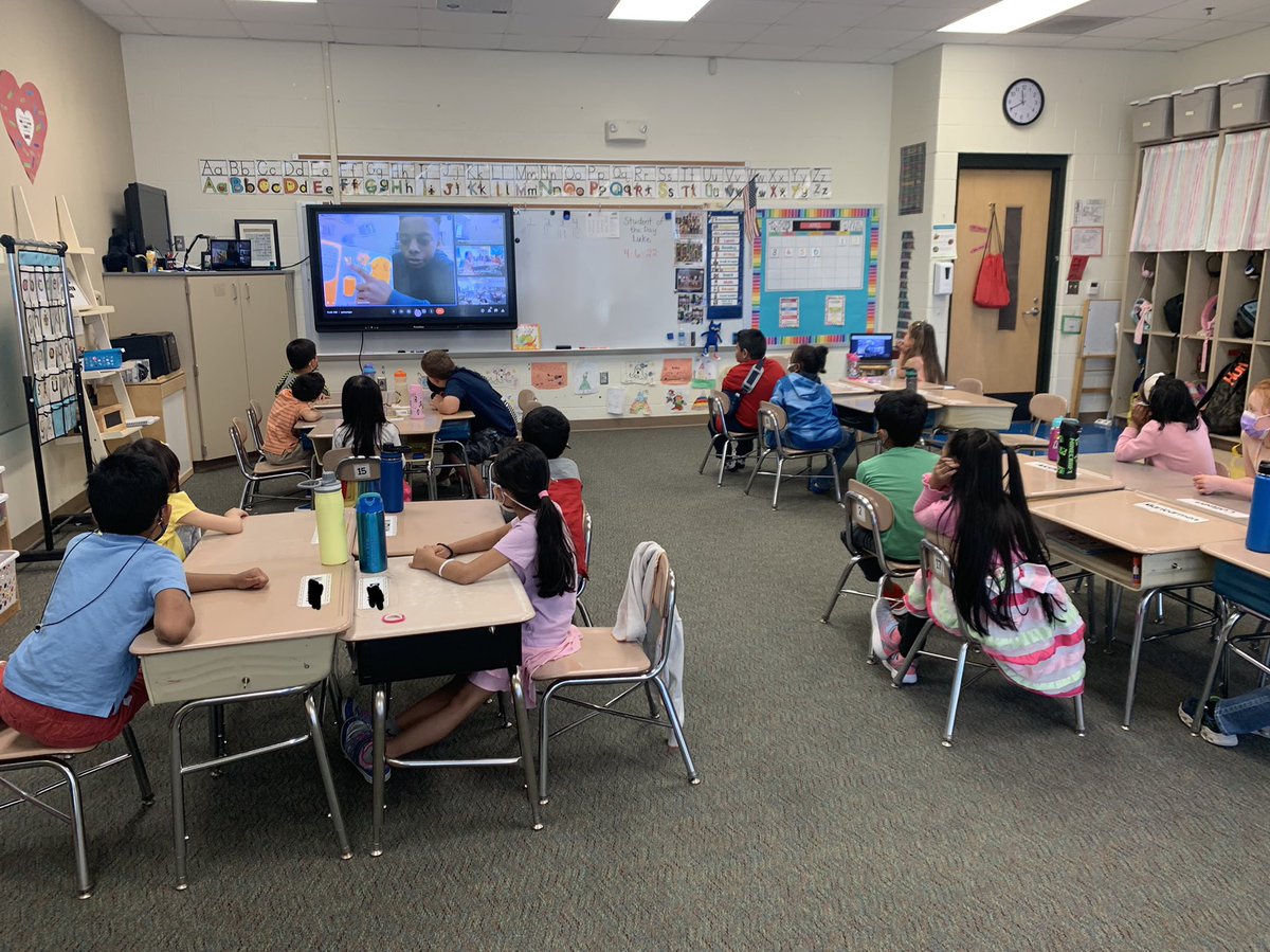 MrsYatesNLA's tweet photo. It was a pretty neat experience getting to read with some awesome @MPMSleopards yesterday! They laughed at our jokes, told us how tall they are, AND read us some great books. We had so much fun and are looking forward to our next visit with the “big kids”! https://t.co/ujMFrMY0oM