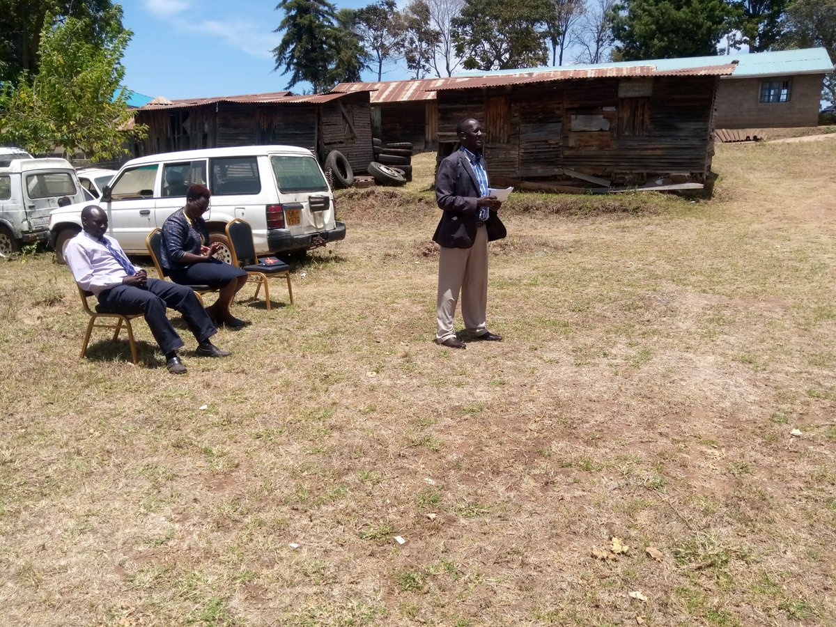 MinistryWest's tweet photo. Chief Officer Water and Natural Resources Miss Milka welcoming newly appointed CEC Mr. Charles and staff from different departments in the Ministry. https://t.co/1NpHwG5FSv
