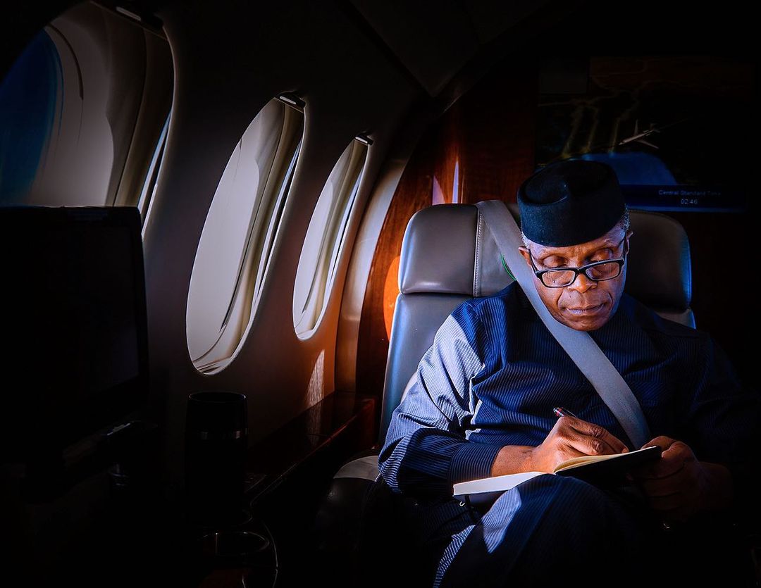 TheNewTrybeNG's tweet photo. It can be said that for the first time in Nigeria's political history, we are seeing  Nigerians from every corner of the country sincerely and earnestly calling on a man of integrity, uprightness, diligence and humility to indicate his interest in vying for the number one... https://t.co/h1GXCYjkIj