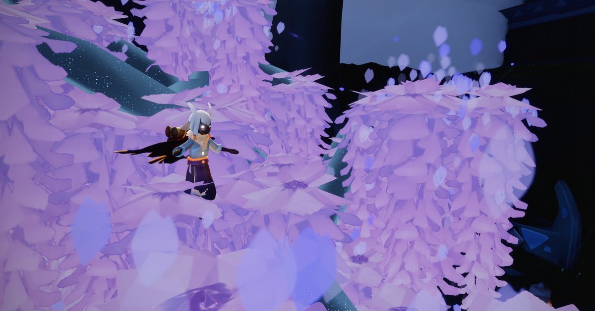 ashifromsky's tweet photo. Another, the same me hiding on the purple leaves ๐ธ
Have you floated in the blossom tree this year?
#skychildrenofthelight #skydaysofbloom https://t.co/aZ66h6mAq2