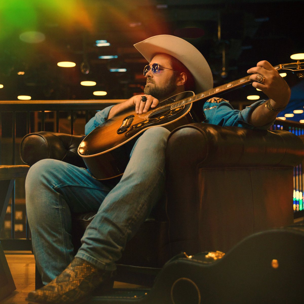 JamesRobertWebb's tweet photo. Lovesick Drifting Cowboy. Follow this link to text to join and get it now! https://t.co/CSdoTZmSnm

#countrymusic #texascountry #rock #newmusic #notonspotify https://t.co/NqIuzSeNFn