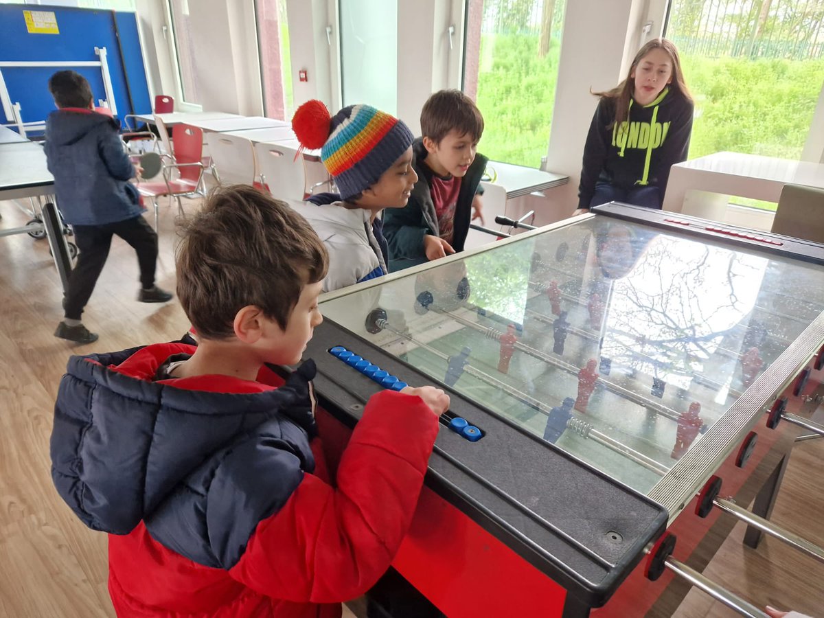 axisedutrust's tweet image. Moments from the 2022 Barnet Holiday Activity and Food program.

axiseducationaltrust.org/easter-holiday… 

Thanks @Young_Barnet @BarnetCouncil 
#Healthy #Holiday #Barnet #Axis #HAF2022 #tuition #support #education #charity #supplementaryeducation #easter #easter2022