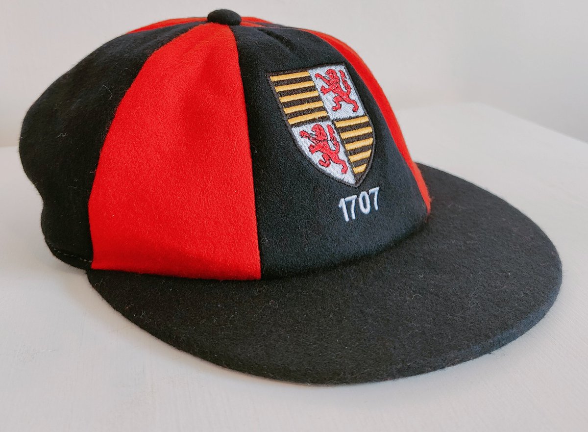 First team 🏏 baggies are in! Thank you <a href="/IncredSports/">IncredSports</a>. We can't wait to get the season started!