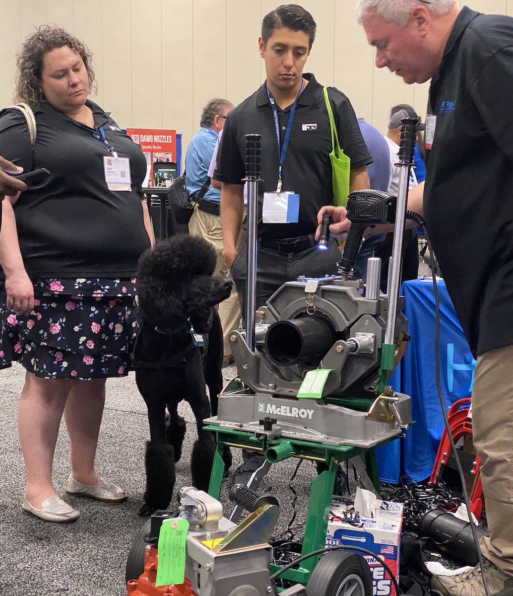 PEPipeAlliance's tweet photo. Great TX Water Show in San Antonio. Never seen so much activity at an Alliance Booth. #SECOR killed it taking care of customers and the crowds watching and doing their own fusions were non stop. #HDPE has a bright future in Texas. #fuseitorloseit https://t.co/a7gMEKn8ie