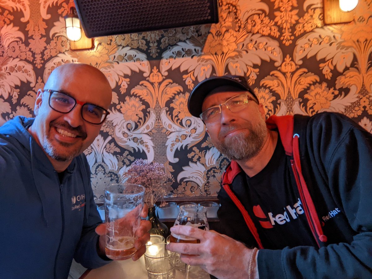LostInBrittany's tweet photo. Eating with @sebi2706 in Amsterdam, before the #DevRelSalon #Amsterdam with @aurelievache https://t.co/uOEr8e4uyG