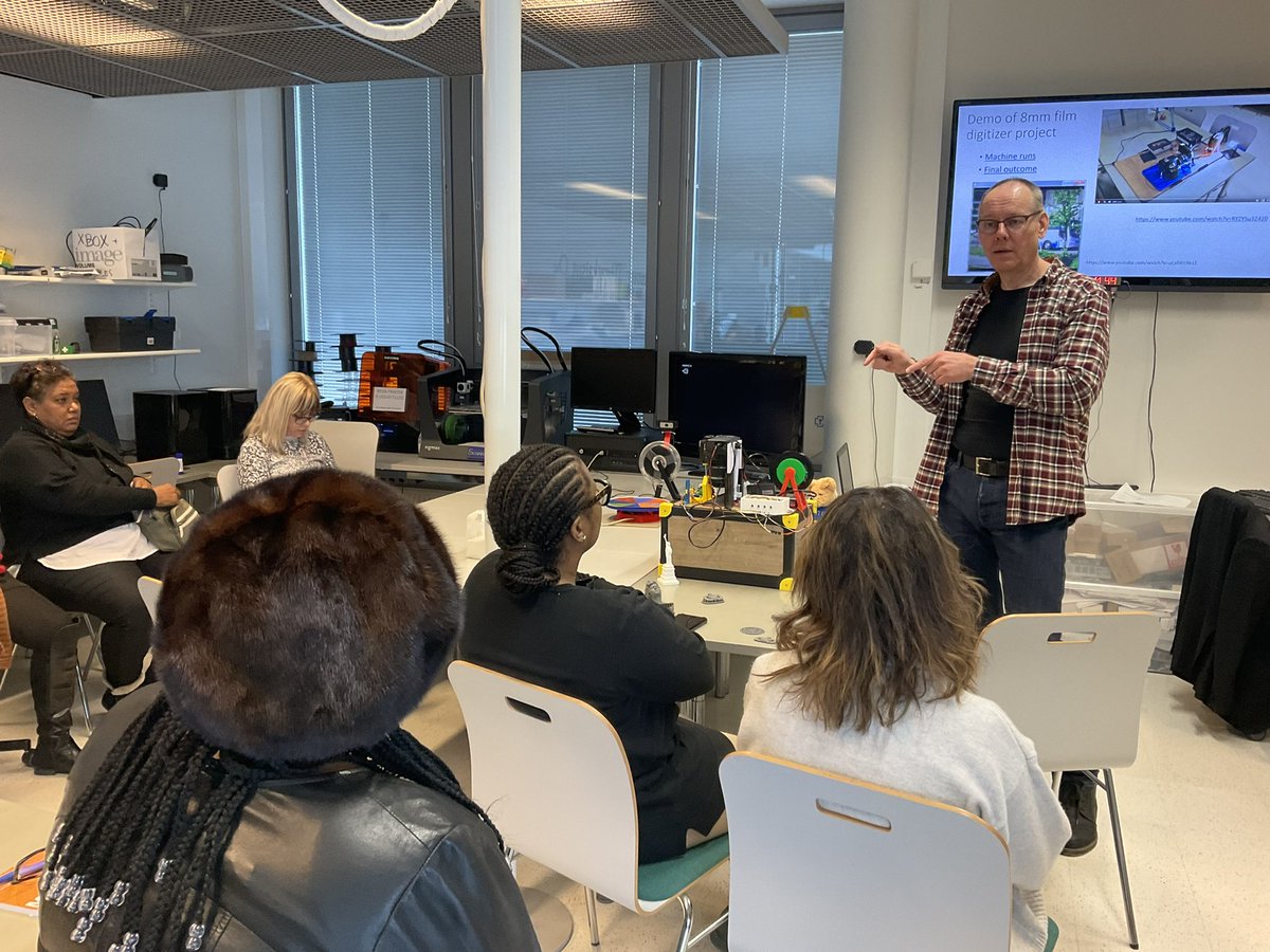 SUCSESSProject's tweet photo. Day 4 of the #SUCSESSProject Training 4 - participants visited the Haag-Helia University of Applied Sciences’ labs and got a chance to “play” with some of the technology.
#Training4SUCSESS #education #ErasmusPlus #innovation https://t.co/qnIb5n5Ykf