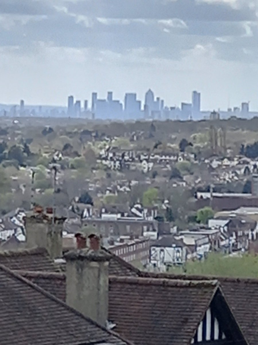 My very own Dick Whittington moment. London Mr <a href="/moongazerale/">Moon Gazer Ale</a> is on his way for #beerpush #TesticularCancerAwarenessMonth . Stoutvyeoman if the bar a flagon of your finest ale for me and <a href="/Itsontheball/">It's On The Ball</a>