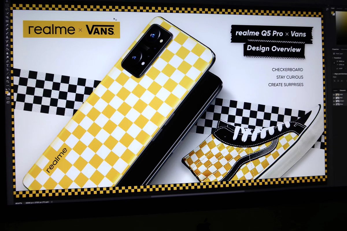 Mark22021102's tweet photo. realme x Vans?! #realme #vans https://t.co/LT3WdS9Ooh