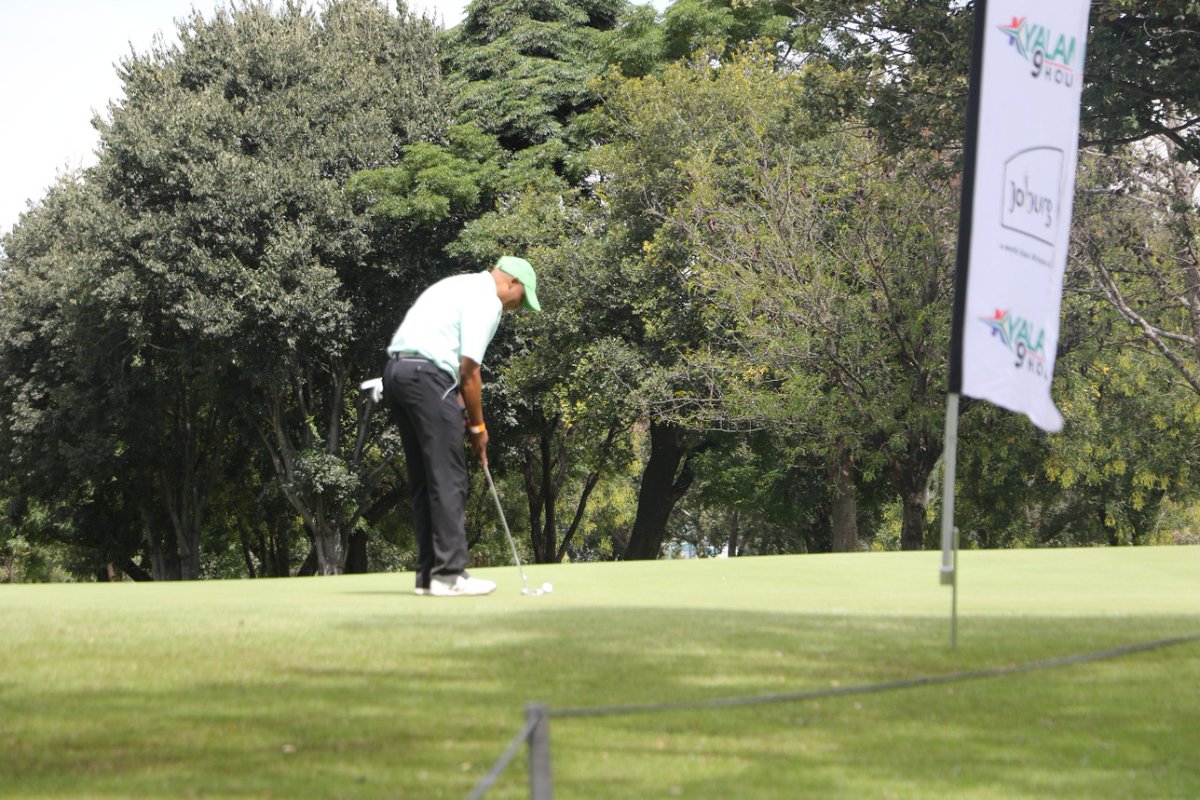 YOUFM898's tweet photo. #MiddayBoostWithMashel ππat the Soweto Country Club in Pimville, Johannesburg | Signature Events Golf & Media Open Day. #GPShotLeft #TownshipTourism @visitgauteng #InTuneWithYou https://t.co/m02pjuVsK1