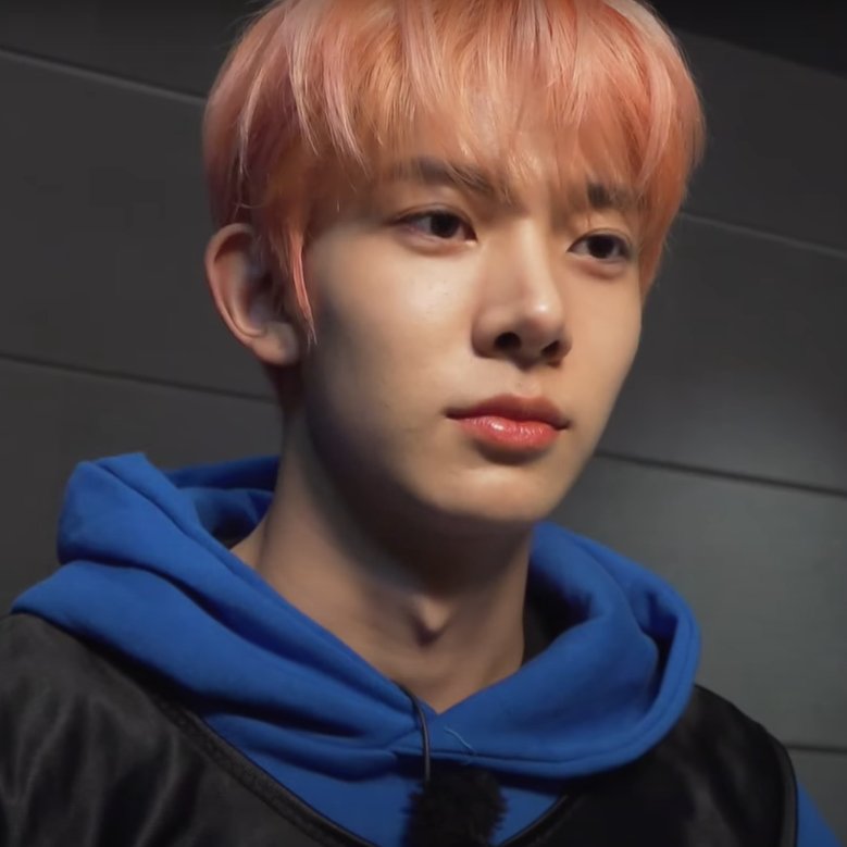 hourlylhs's tweet photo. so handsome #heeseung https://t.co/j5MQKzjukM