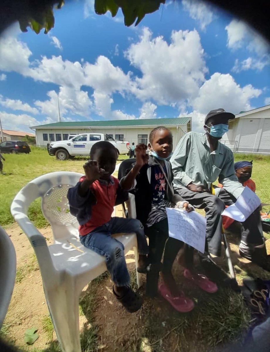 DeafZimTrust's tweet photo. DZT is conducting free Sign Language lessons for parents of children who are Deaf in Caledonia. The Sign Language Lessons will help parents to effectively communicate with their children.
#signlanguage4all https://t.co/Qry6P7ehm4
