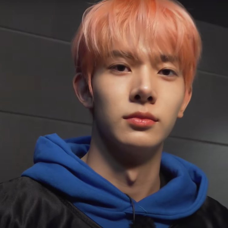 hourlylhs's tweet photo. so handsome #heeseung https://t.co/j5MQKzjukM