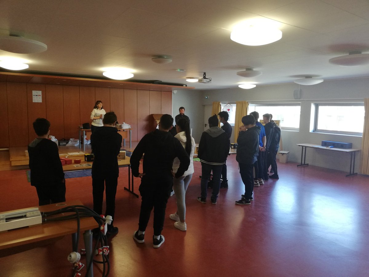 Les 3e du collège <a href="/CarnotAuch/">College Carnot</a> au CMA de Pavie pour un escape game autour des métiers du bâtiment.