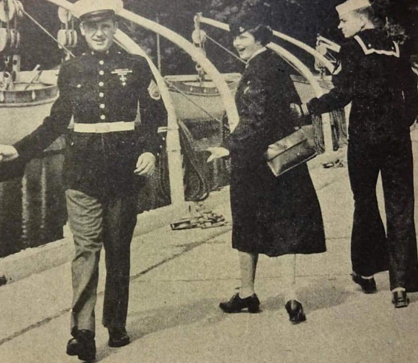 This was the original "distracted boyfriend meme" but back then, it was the distracted girlfriend, 1950.