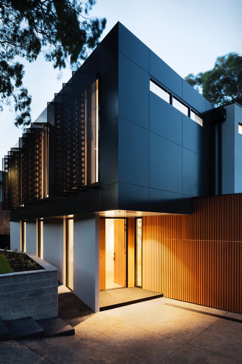 RProptery's tweet photo. Don’t miss out on the new Values! We Offer a 5% Deposit!
#Offers https://t.co/g3e4ULbi4C