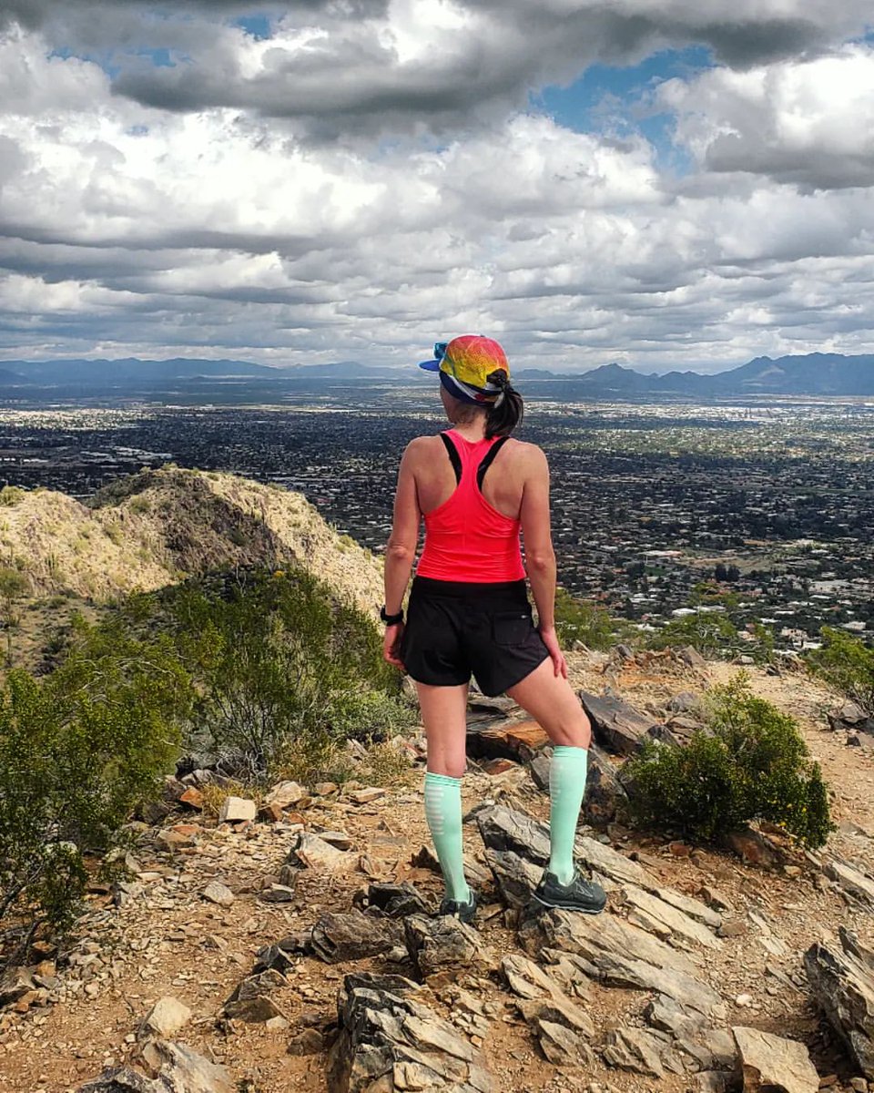 injinji's tweet photo. Coach Jill Becker assisted in leading the Boundless Running Camp in Scottsdale, Arizona, which consisted of a 4-day adventure and many pairs of Injinji socks. Next up for Jill is the Fat Tire division at the Barking Dog Duathlon in Denver this weekend. Good luck Jill! https://t.co/bFHsacgQeT