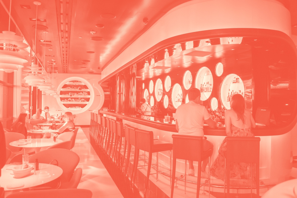 DistractionUM's tweet image. The mix of culture, fashion, architecture and cuisine in Miami’s Design District has made it a destination for students and tourists alike. If you don’t know where to start, make this your step-by-step itinerary for enjoying a day away from campus. Link in bio!