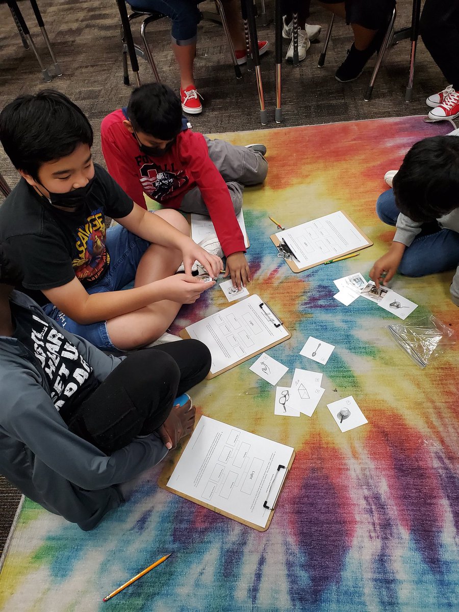 AstridNovak's tweet photo. Doing a little sorting action for reflection &amp; refraction using a graphic organizer to get it done!
@FranconeElem @CFISDScience #falconssoar #5thgrade #handsonlearning #iteachscience https://t.co/b8zbFGBr87