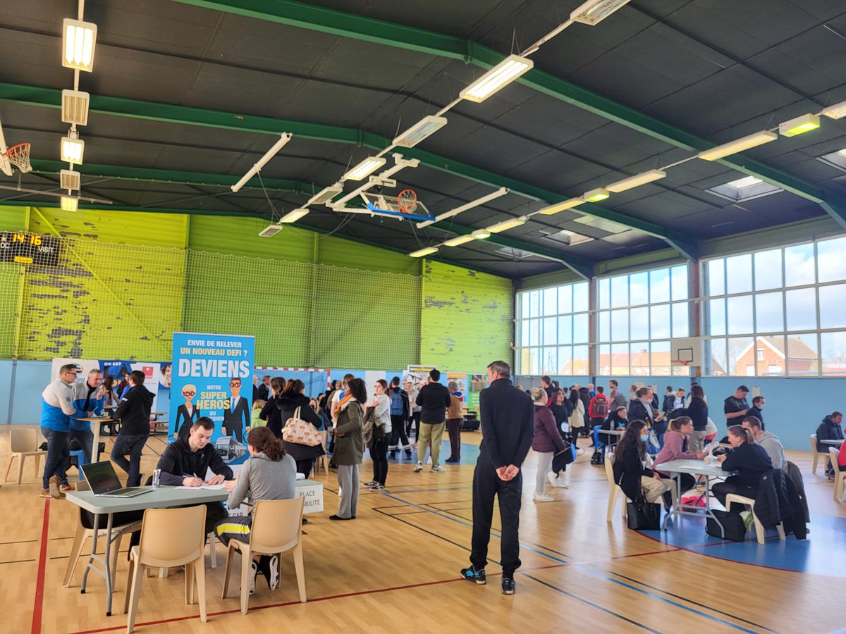 #dustadeverslemploi après le sport le recrutement : de l'industrie au commerce en passant par la logistique et les services, tous les secteurs sont représentés. #opportunités #emploi