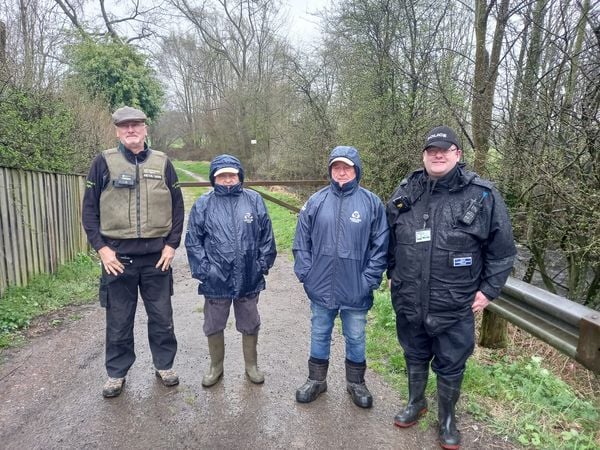 WYP_Wildlife's tweet photo. Officers recently to part in an Operation Clampdown patrol in company with staff from the Environment Agency and volunteer bailiffs from the Angling Trust.
The aim of these patrols are to reduce offending on local waters.  Thy also help to reduce wildlife Crime and general crime https://t.co/yJzniXcnI4