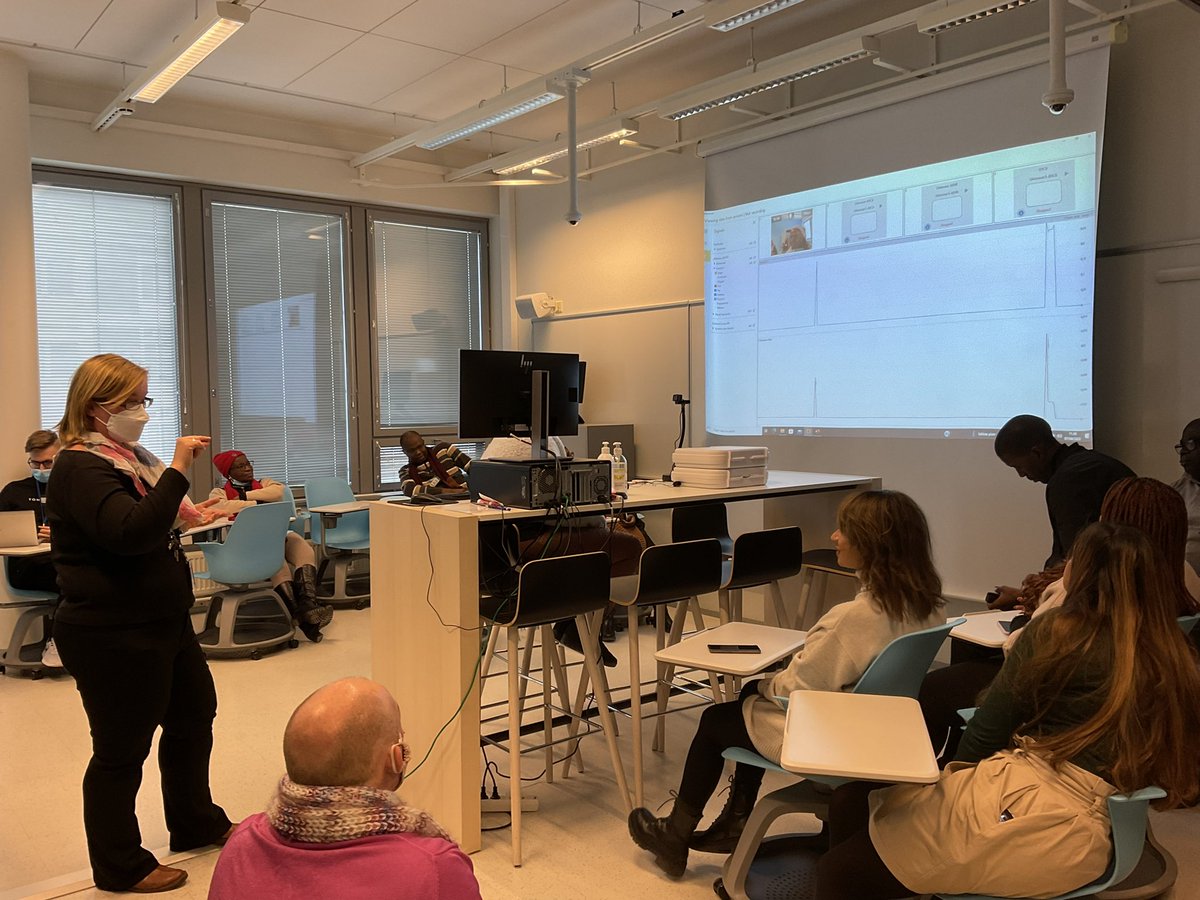 SUCSESSProject's tweet photo. Day 4 of the #SUCSESSProject Training 4 - participants visited the Haag-Helia University of Applied Sciences’ labs and got a chance to “play” with some of the technology.
#Training4SUCSESS #education #ErasmusPlus #innovation https://t.co/qnIb5n5Ykf