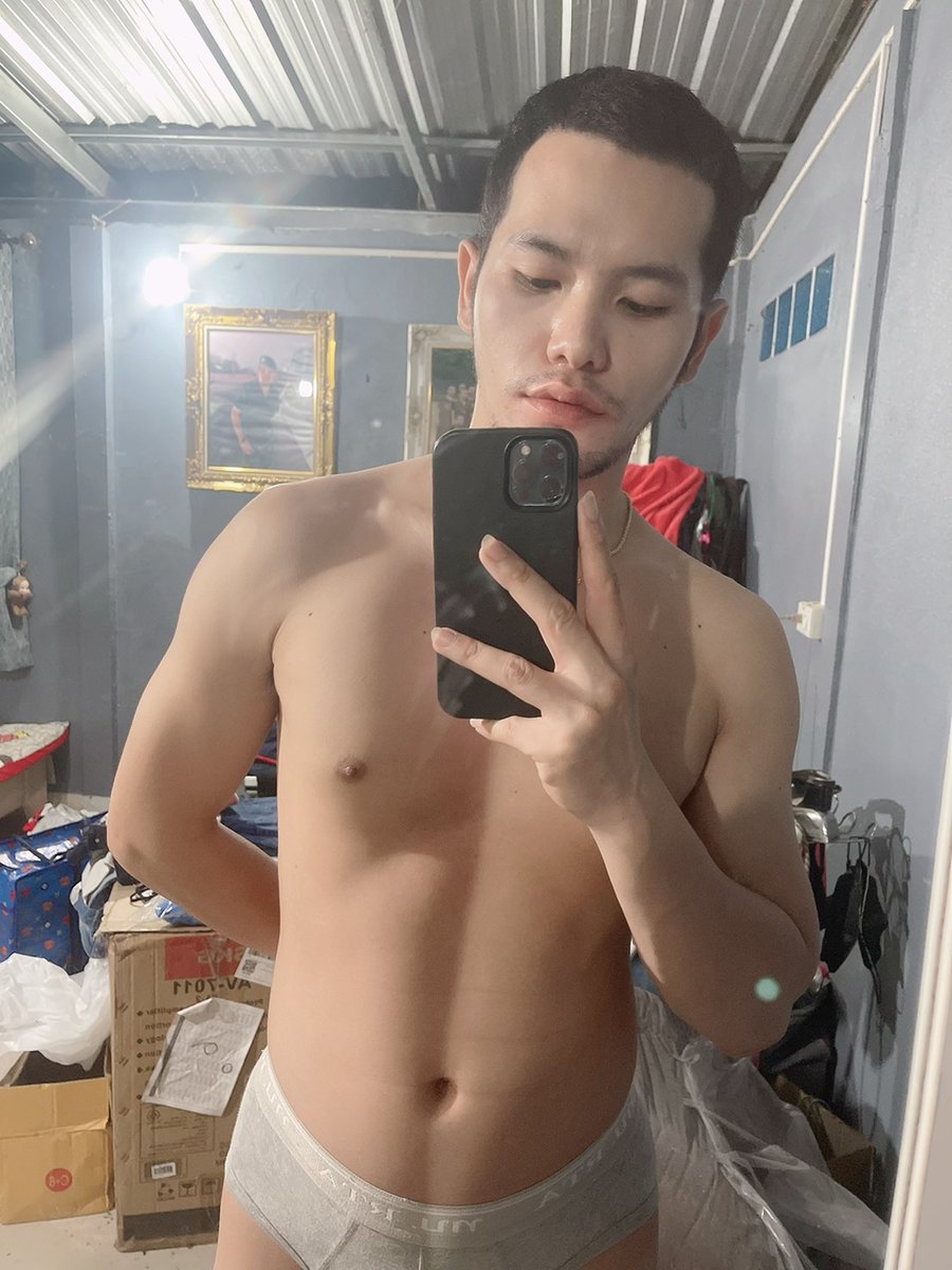 Kcoi6K3YkBo8h8g's tweet photo. ระวังคนเอารูปไปแอบอ้างด้วยนะครับ จ้อยเล่นแค่ทวิตนี้อันเดียวนะ อันอื่นแอปอื่น ปลอมค��ับ https://t.co/eEcJifrvv7