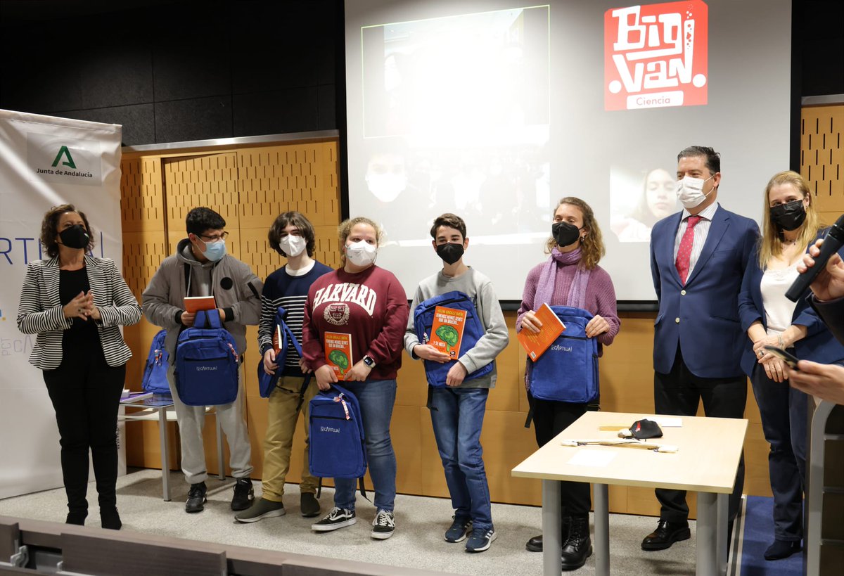 Novartis España tweet media