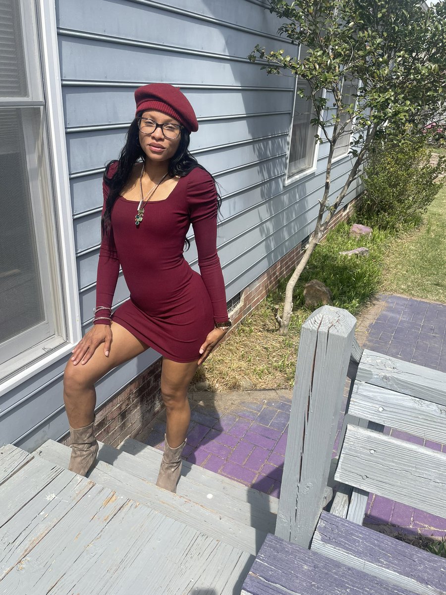 Lil__Cassy's tweet photo. Allow me to reintroduce myself 💕😘 https://t.co/LknQX0OgOo