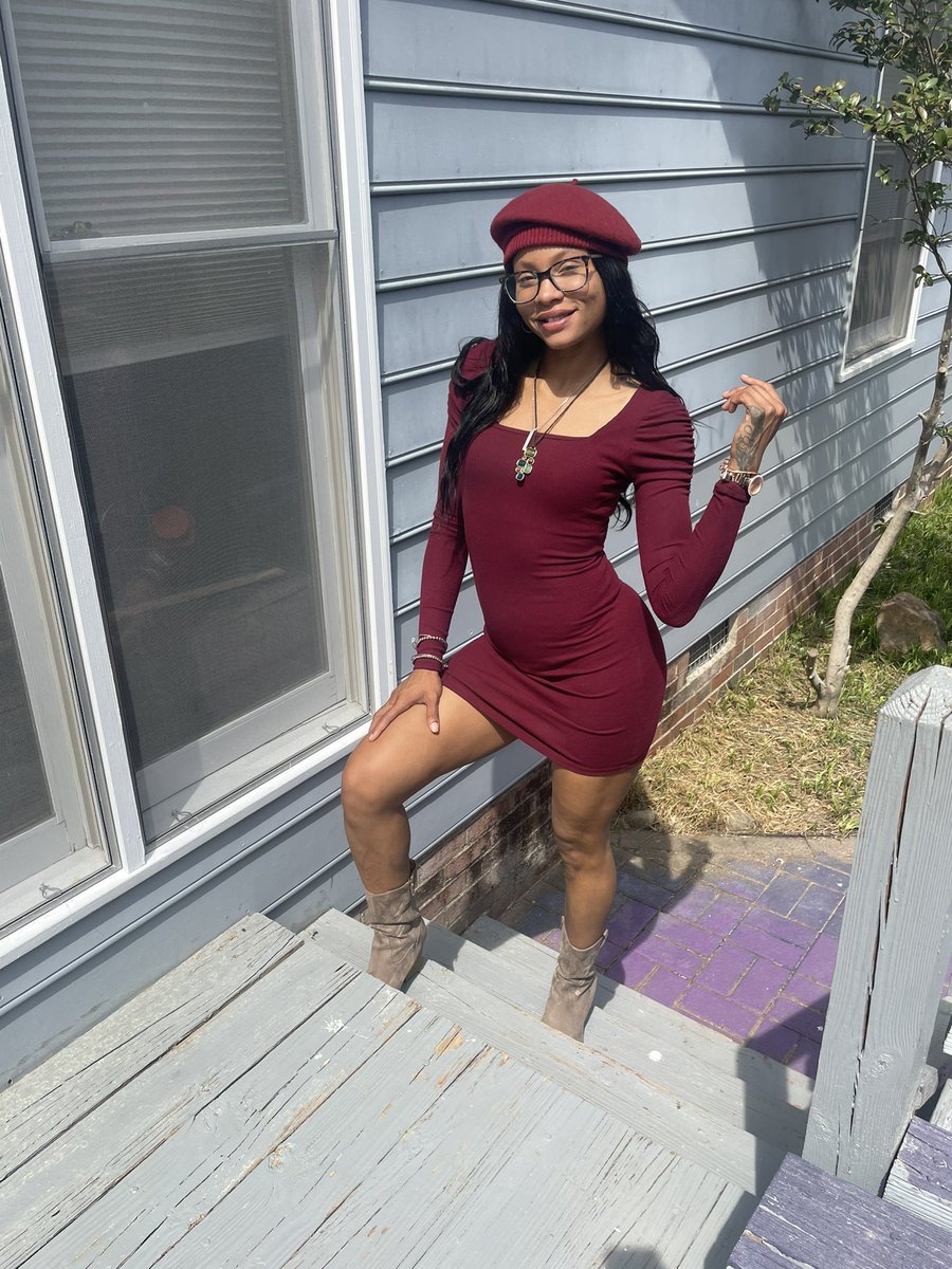 Lil__Cassy's tweet photo. Allow me to reintroduce myself 💕😘 https://t.co/LknQX0OgOo