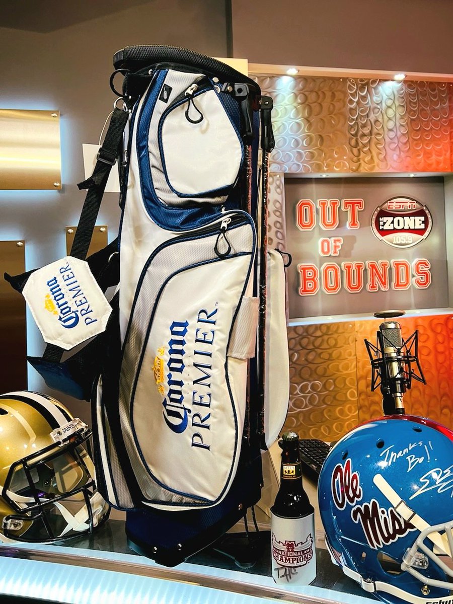bobounds's tweet photo. !!!GIVEAWAY!!!

In honor of Tiger's return to #TheMasters we are giving away this great @corona golf bag!

To win, just like and retweet this tweet and follow us @bobounds! https://t.co/scpJ17ZUDx