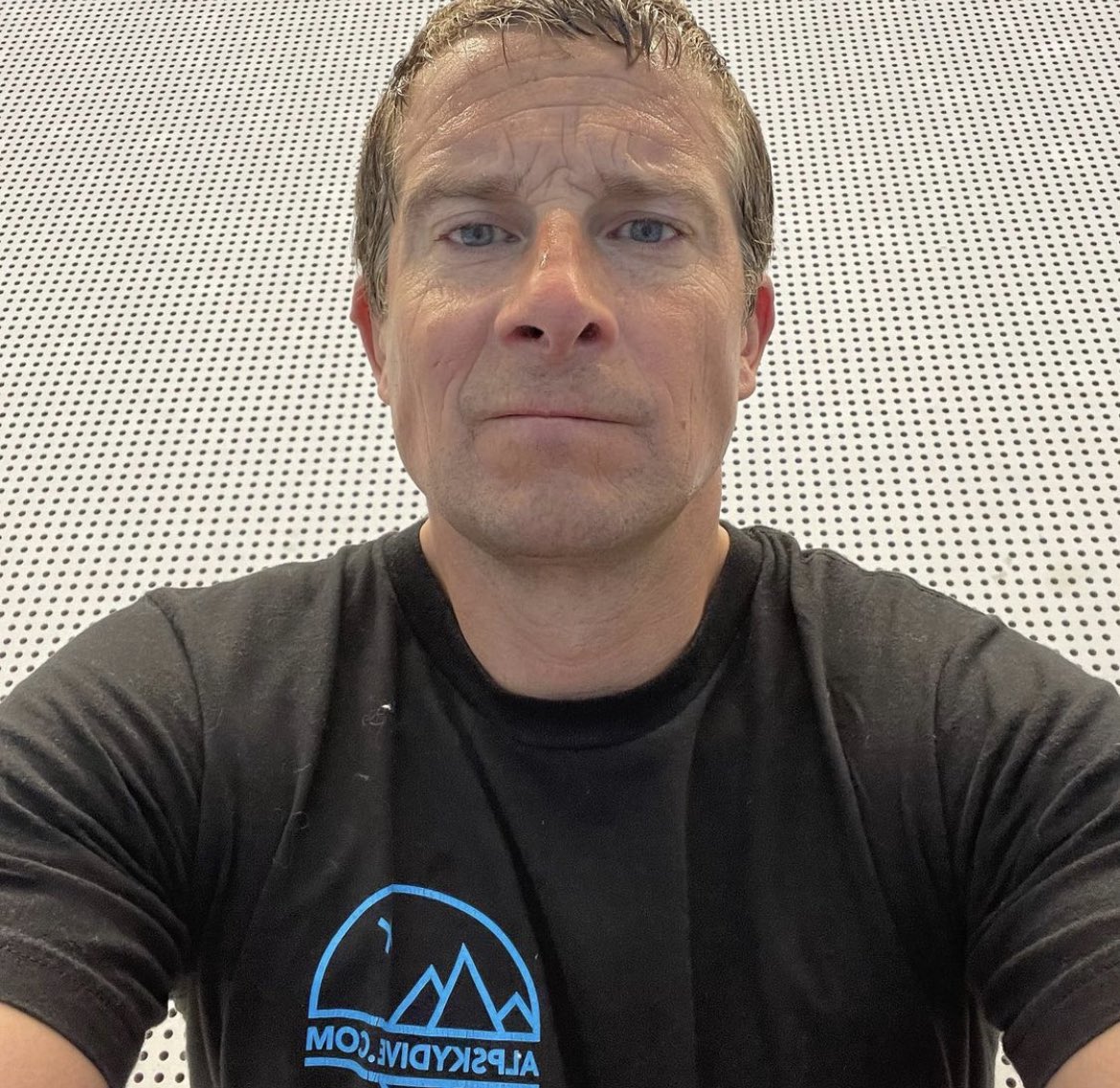 Bear Grylls OBE tweet media