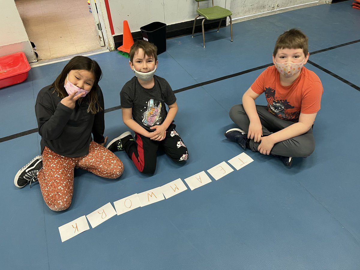 AbigailPenton3's tweet photo. Grade 3s had a relay race and worked together to find all the letters to spell the word: teamwork!!! 😊 #physedfun https://t.co/ZtVkN4YPj6